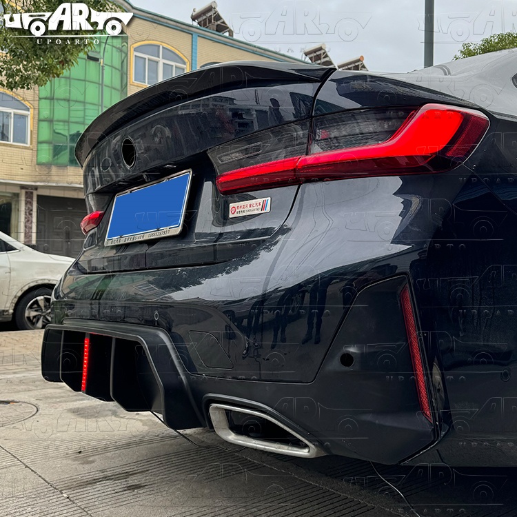 BMW G20 With Led Rear Bumper Diffuser 23+ BMW G20 With Led Rear Bumper Diffuser 23+