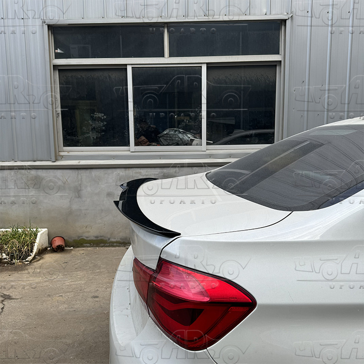 12-18 BMW F30 M4 Style Trunk Spoiler 12-18 BMW F30 M4 Style Trunk Spoiler