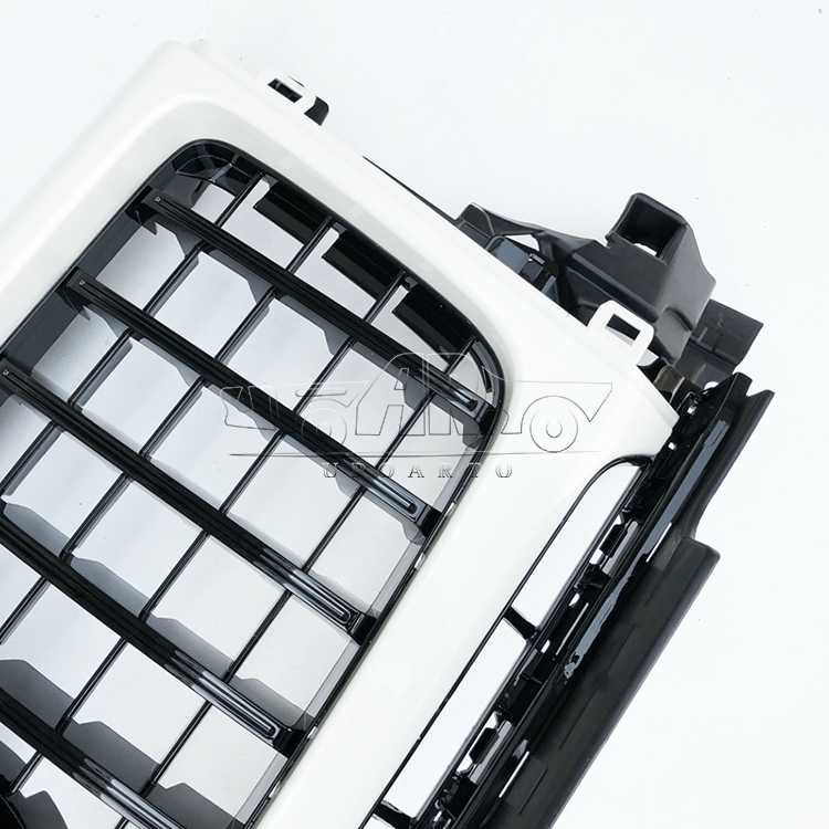 19+W464 GTR Style Front Grill 19+W464 GTR Style Front Grill