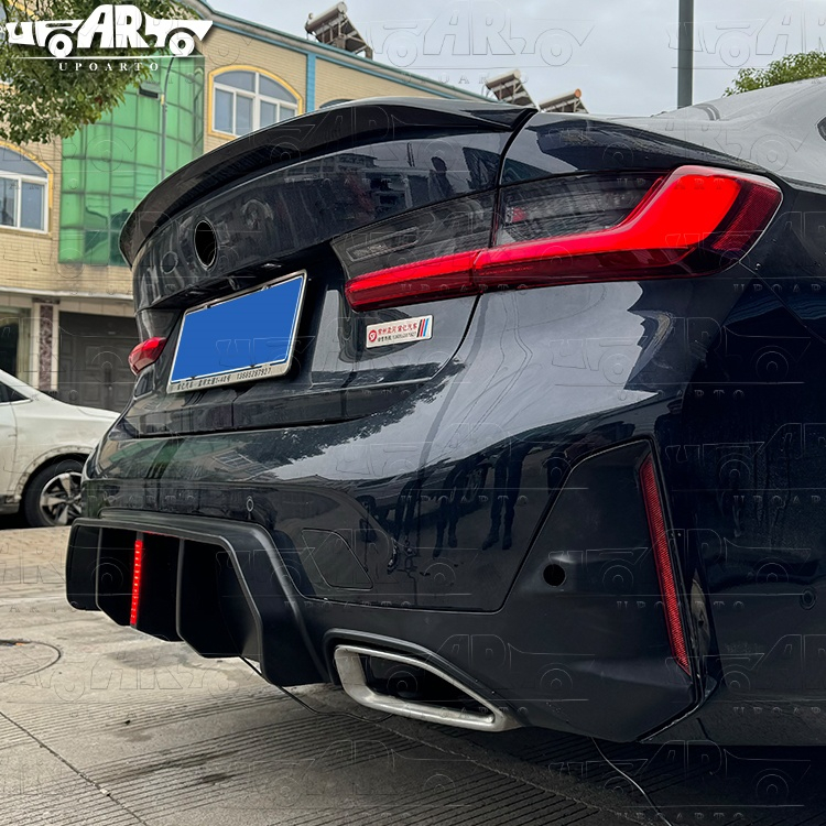 BMW 3 Series G20 Plastic With Lamp Rear Lip 2023+