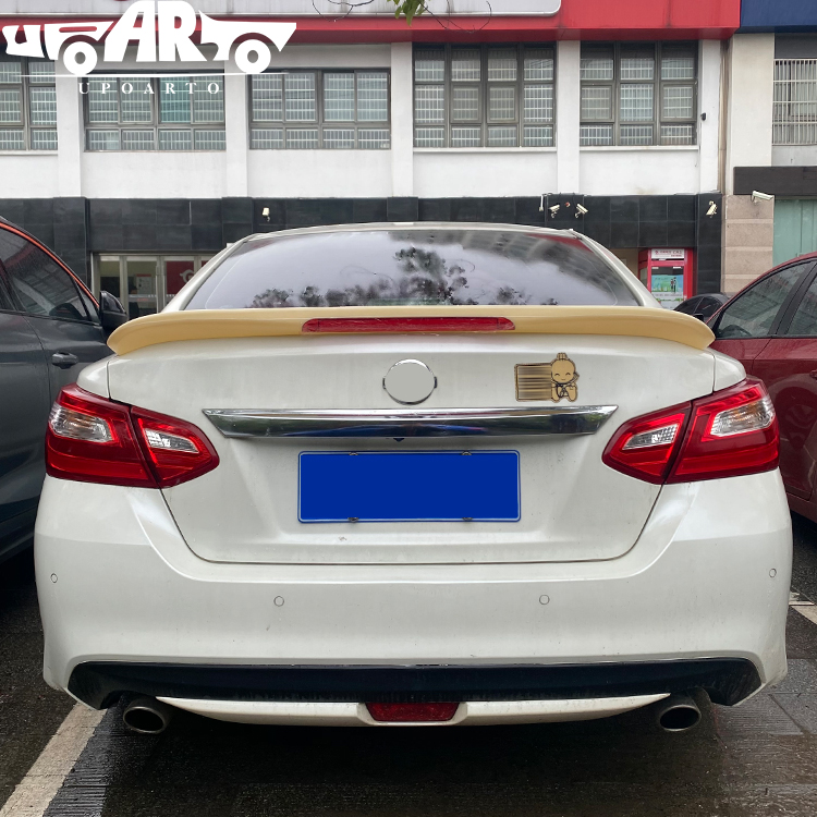 altima trunk spoiler