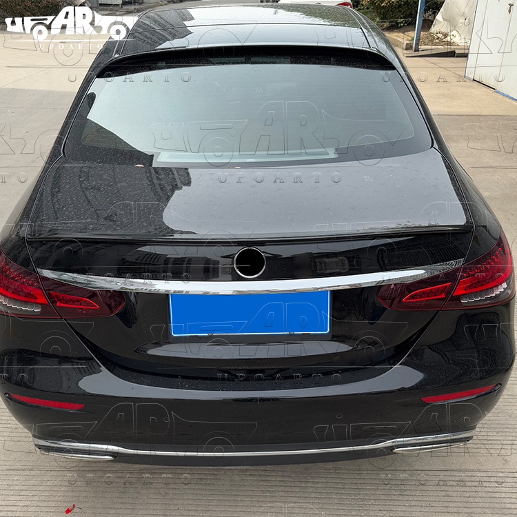 21-23 W213 Facelift Rear Top Spoiler 21-23 W213 Facelift Rear Top Spoiler