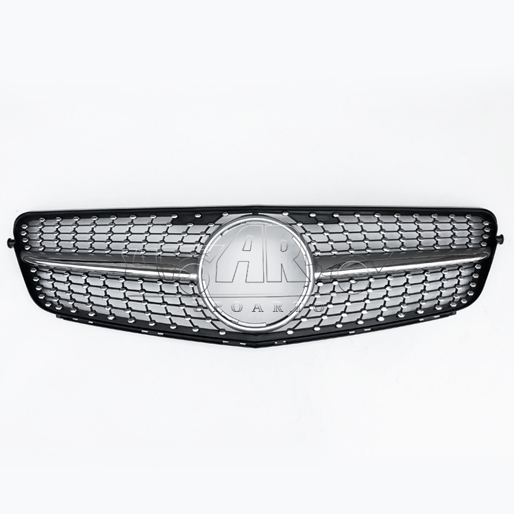 07-14 W204 Diamond Front Grill Trim 07-14 W204 Diamond Front Grill Trim
