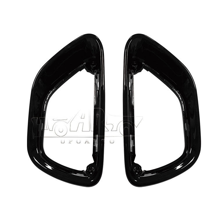 Jeep Grand Cherokee Plastic Front Fog Lamp Frame 2014-2017