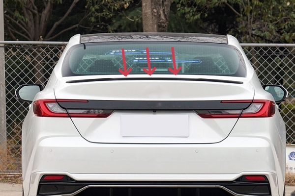 Camry boot spoiler