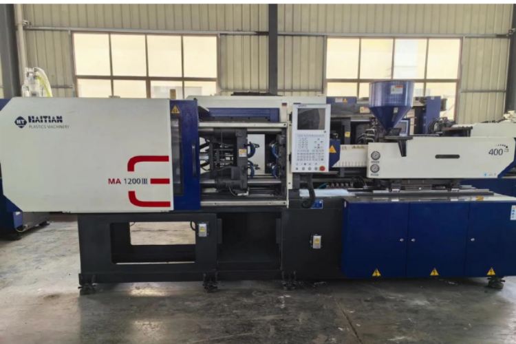Injection-Molded machine Injection-Molded machine