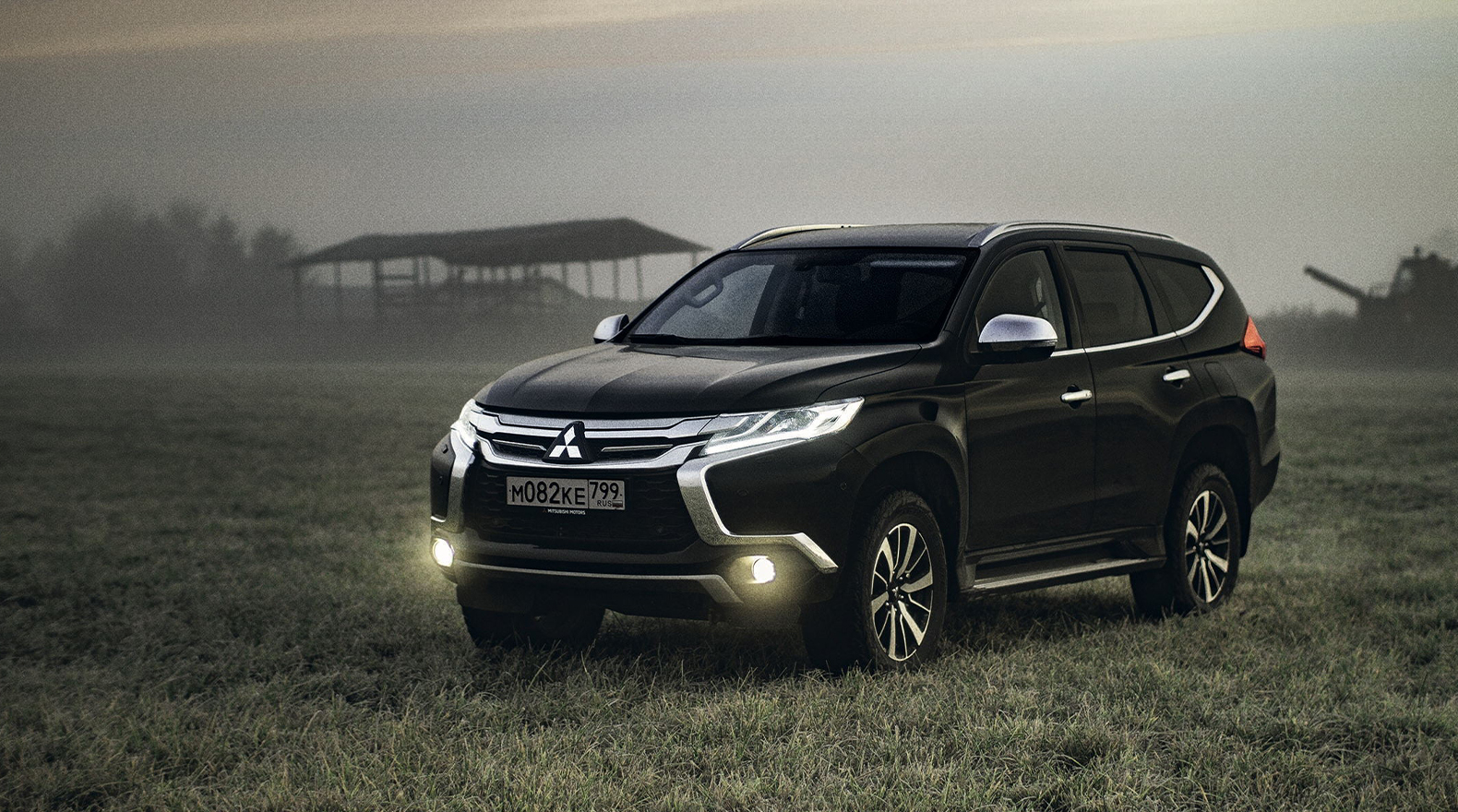 Mitsubishi Motors 