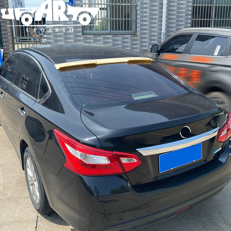 teana rear top spoiler